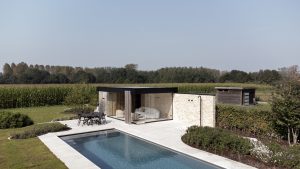 Prachtig zwembadproject in Veltem Beisem door MM-Swimmingpools in samenwerking met een tuinarchtitect